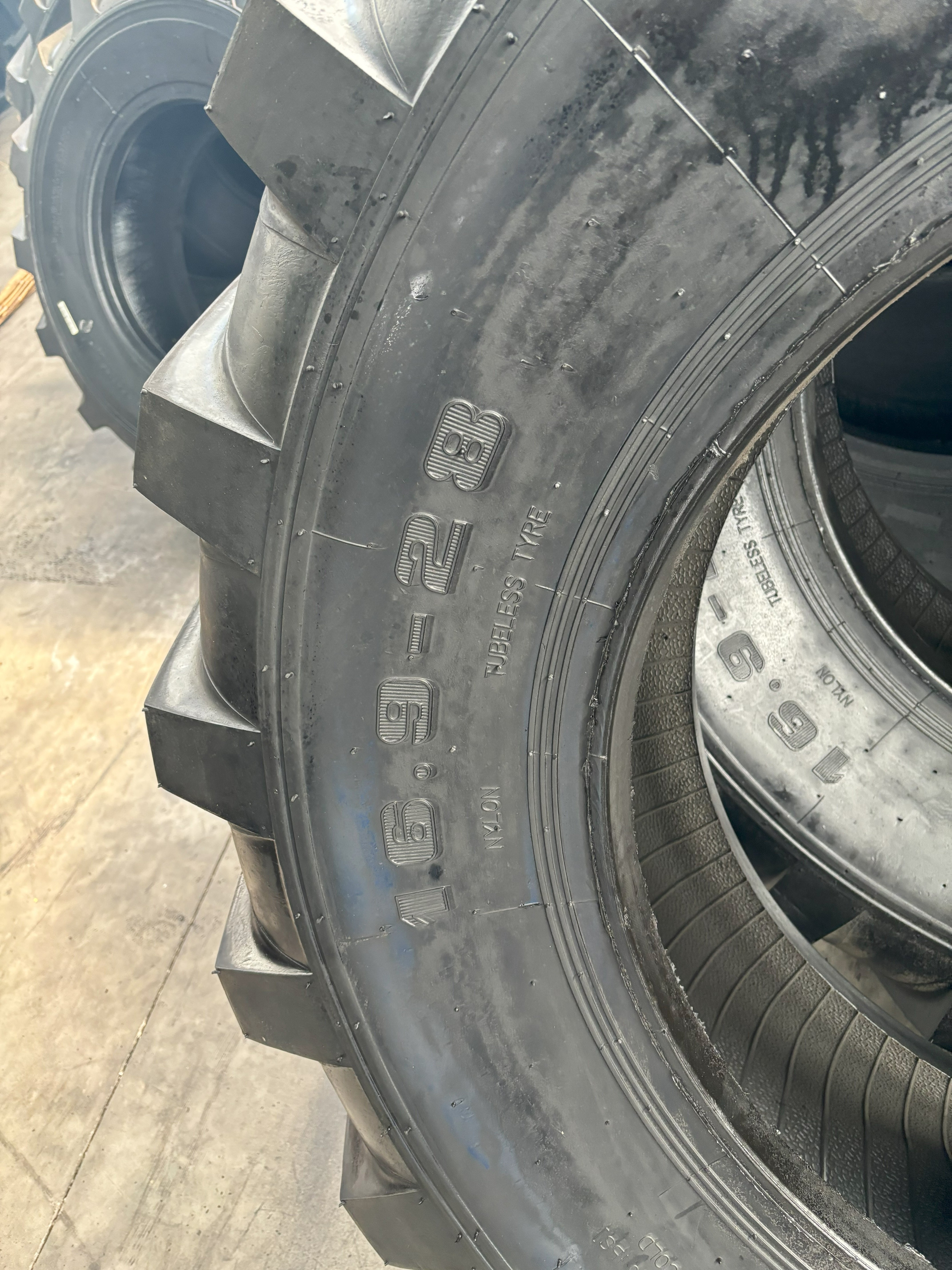 Selecting the Best tractor industrial tires
