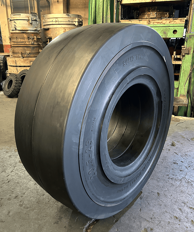 China Solid Tires for Wheel Loader