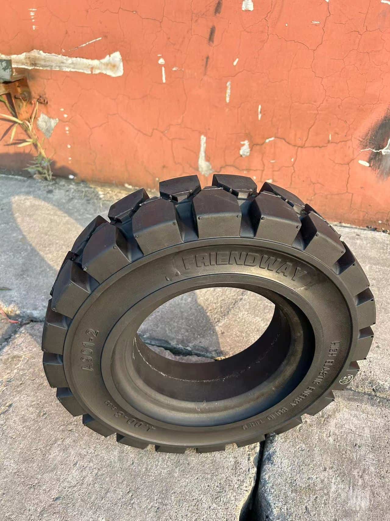 Choosing and Using Small Rubber Tires